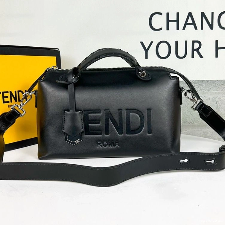 HOT ROMA Leather By Calf Way The Medium In Boston Black Bag Logo Fendi 0714
